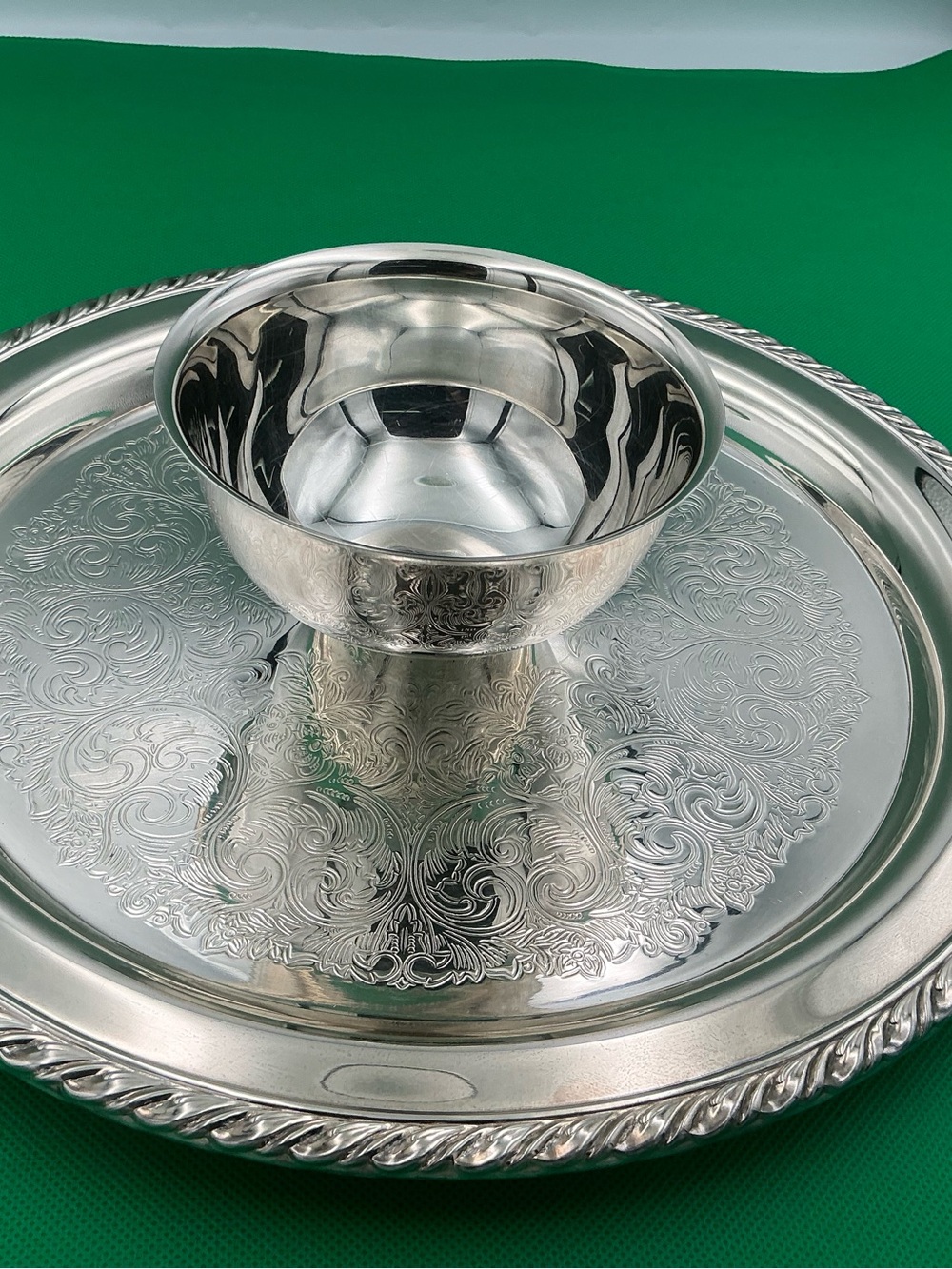 Polished Silver Serve Bowl with Engraved Silver Tray - Classic Silver Serveware